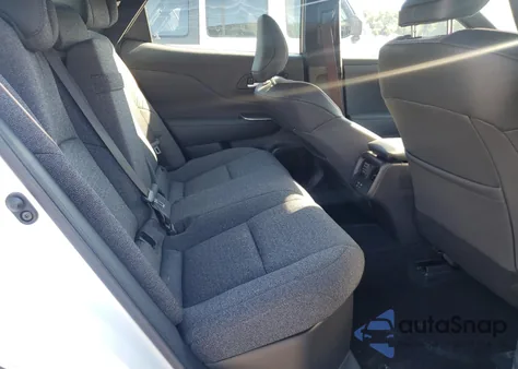 2023 Toyota Crown Xle z USA, uszkodzony, nr VIN JTDAAAAF6P3006971